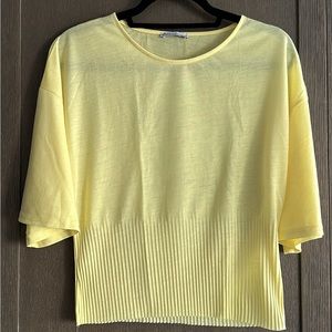 Zara yellow t-shirt, size M.